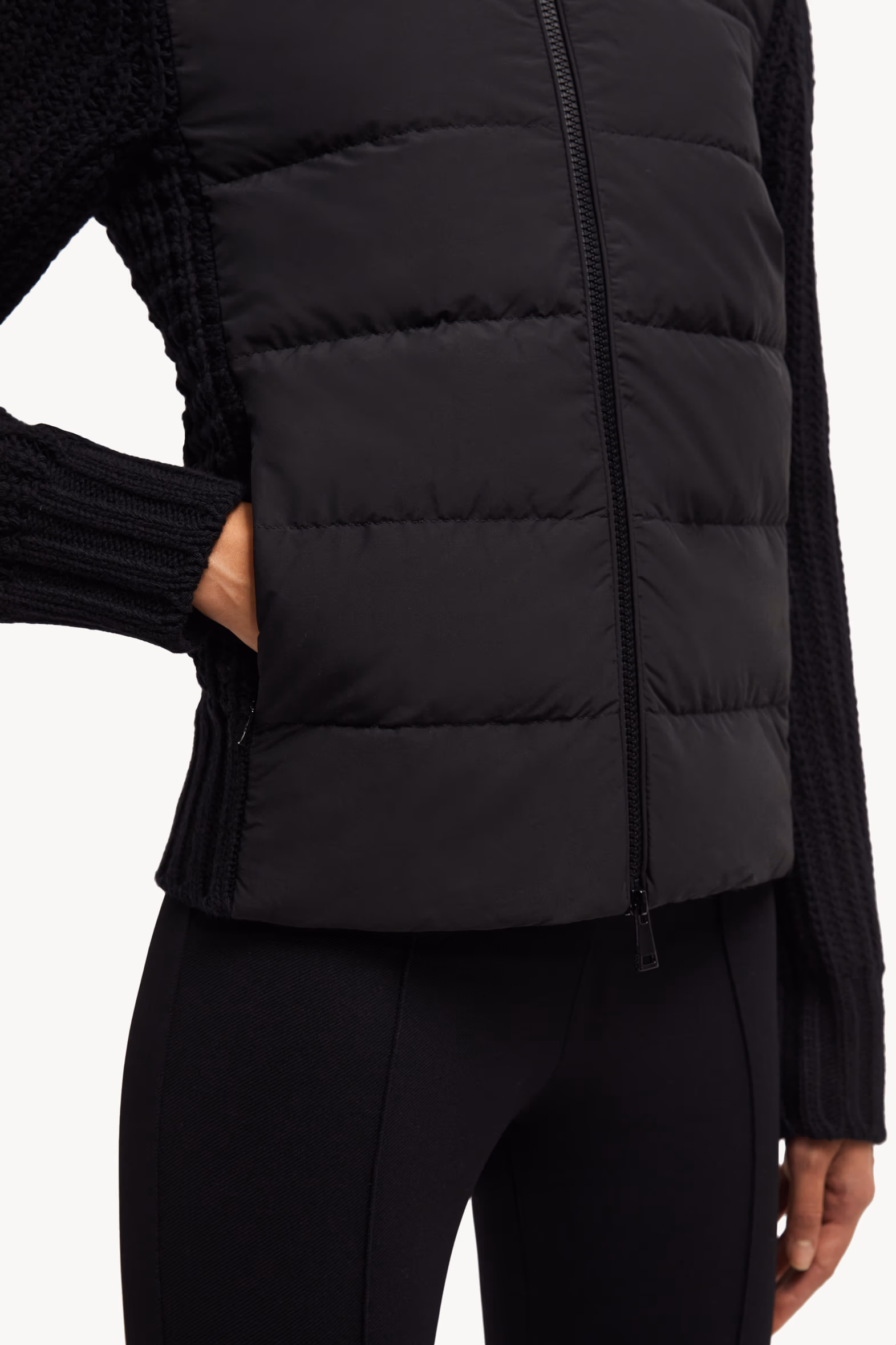 Cardigan zippé matelassé en laine et cachemire Femmes Noir Moncler 6